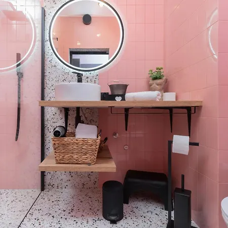 Old Town Walowa With Balcony By Renters Apartman