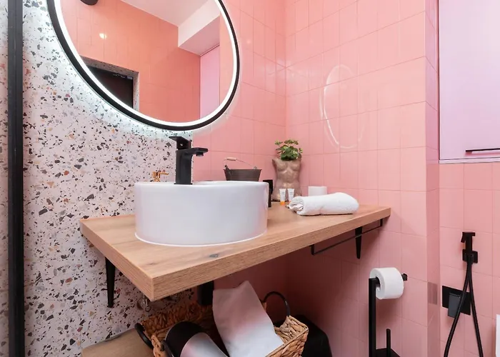 Old Town Walowa With Balcony By Renters Daire Gdansk