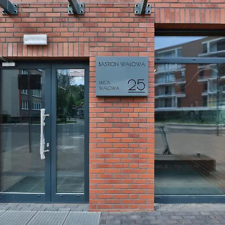 Old Town Walowa With Balcony By Renters Appartamento