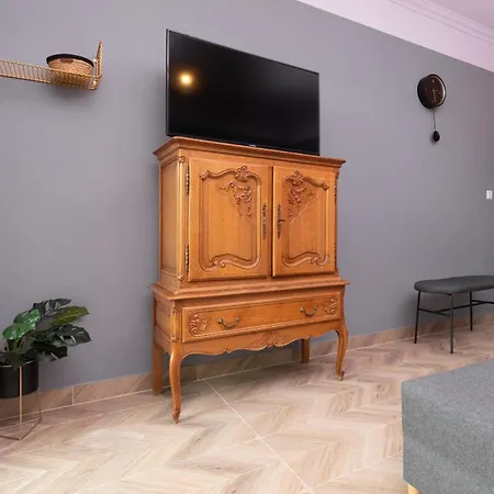 Old Town Walowa With Balcony By Renters *